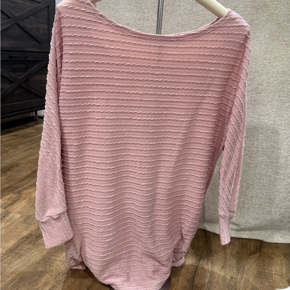 SHEIN Curve Blush Knit Top Size 1XL - Picture 1 of 4